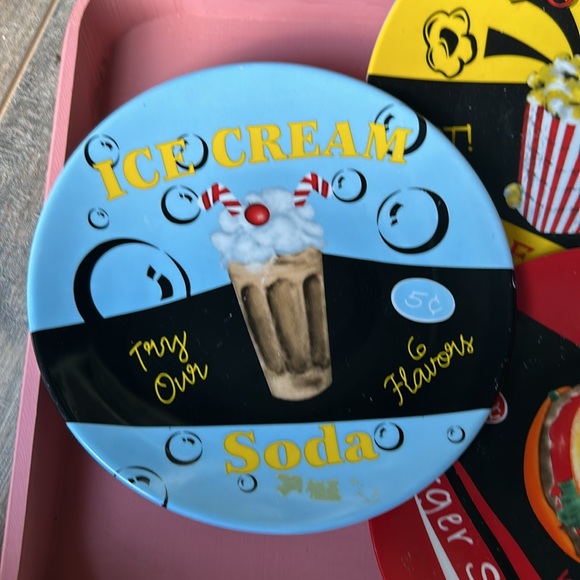 Decor Plates set of 3 - Picture 2 of 5